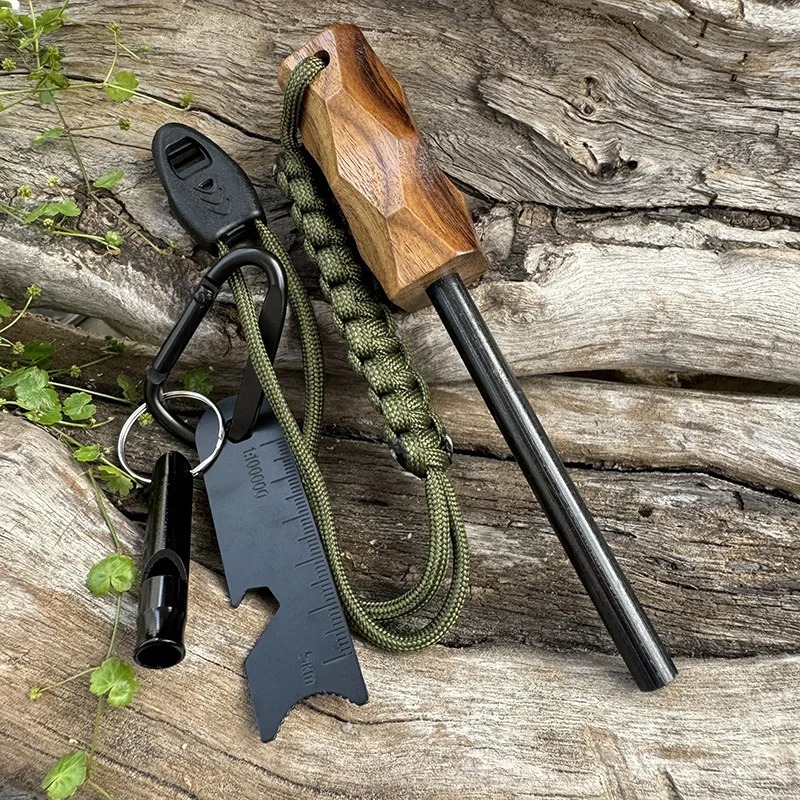 New Outdoor Flint Fire Starter - Ferro Rod Striker recension och pris